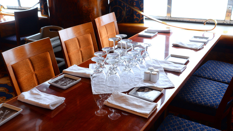 interior of cruise ship buffet