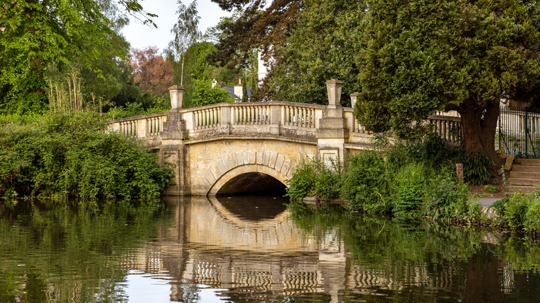 Cheltenham Pittvile Park bridge