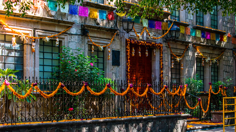 Colorful Acapulco street