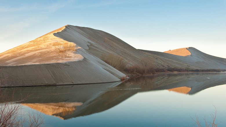 Bruneau Dunes State Park dunes and lake